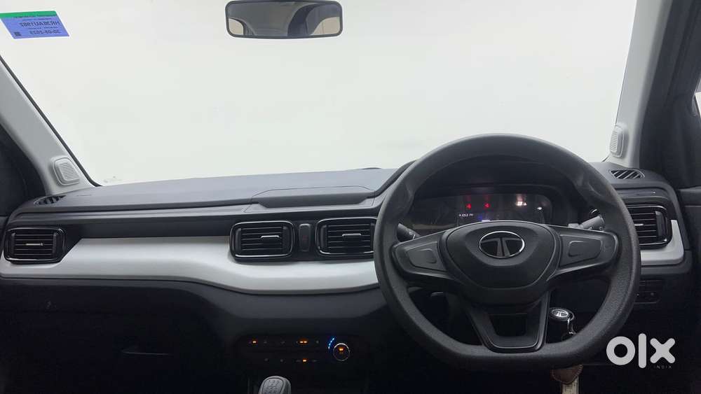 Tata Punch Pure, 2025, Petrol