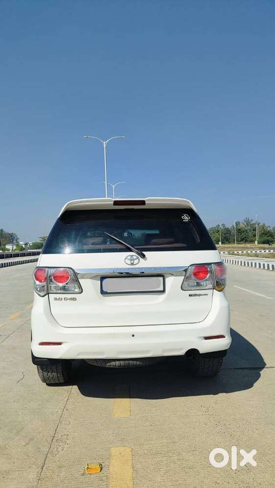 Toyota Fortuner 3.0 4x2 Mt, 2012, Diesel