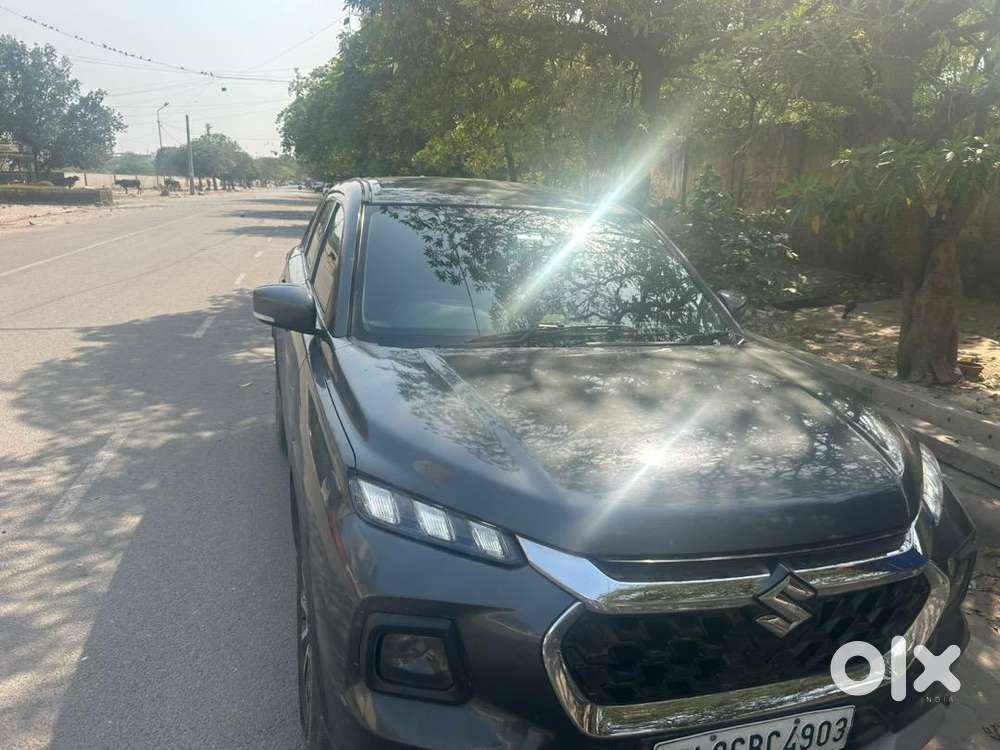Maruti Suzuki Grand Vitara 2023 Petrol Well Maintained