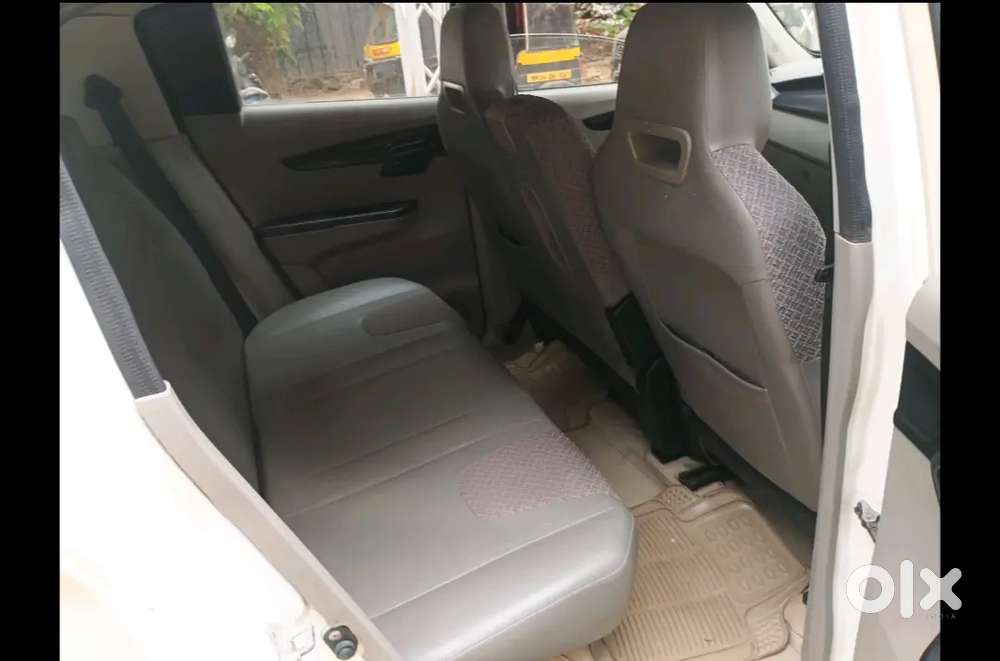 Mahindra Kuv 100 2016 Car
