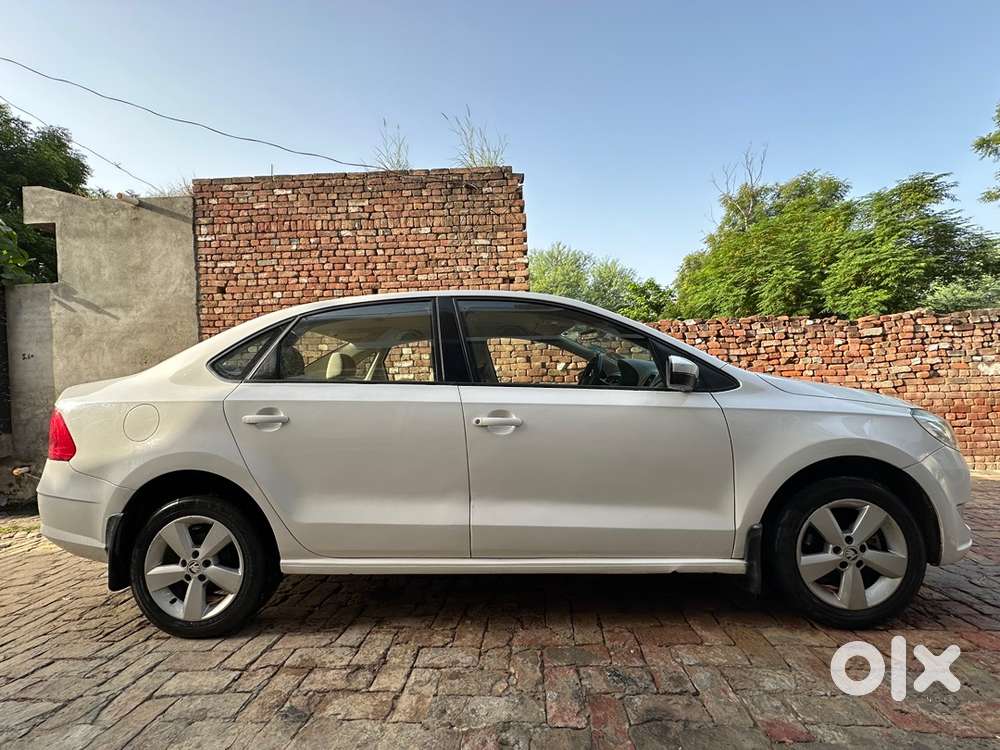 Skoda Rapid Diesel 2016