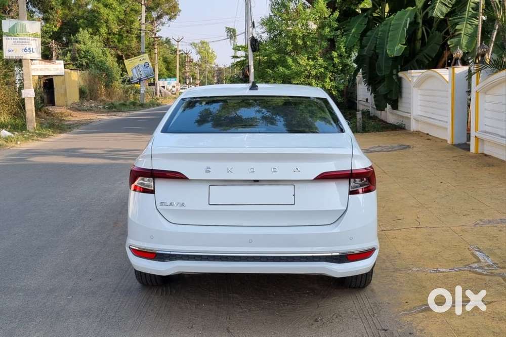 Skoda Slavia 1.0 Tsi Style At, 2022, Petrol