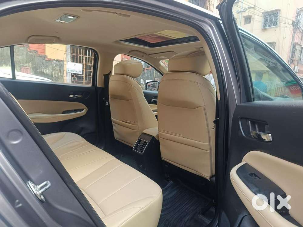 Honda City Zx 2022 Petrol 42000 Km Driven