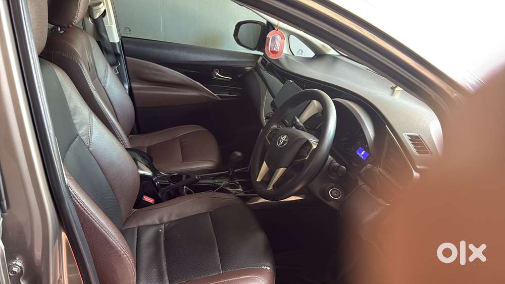 Toyota Innova Crysta 2018