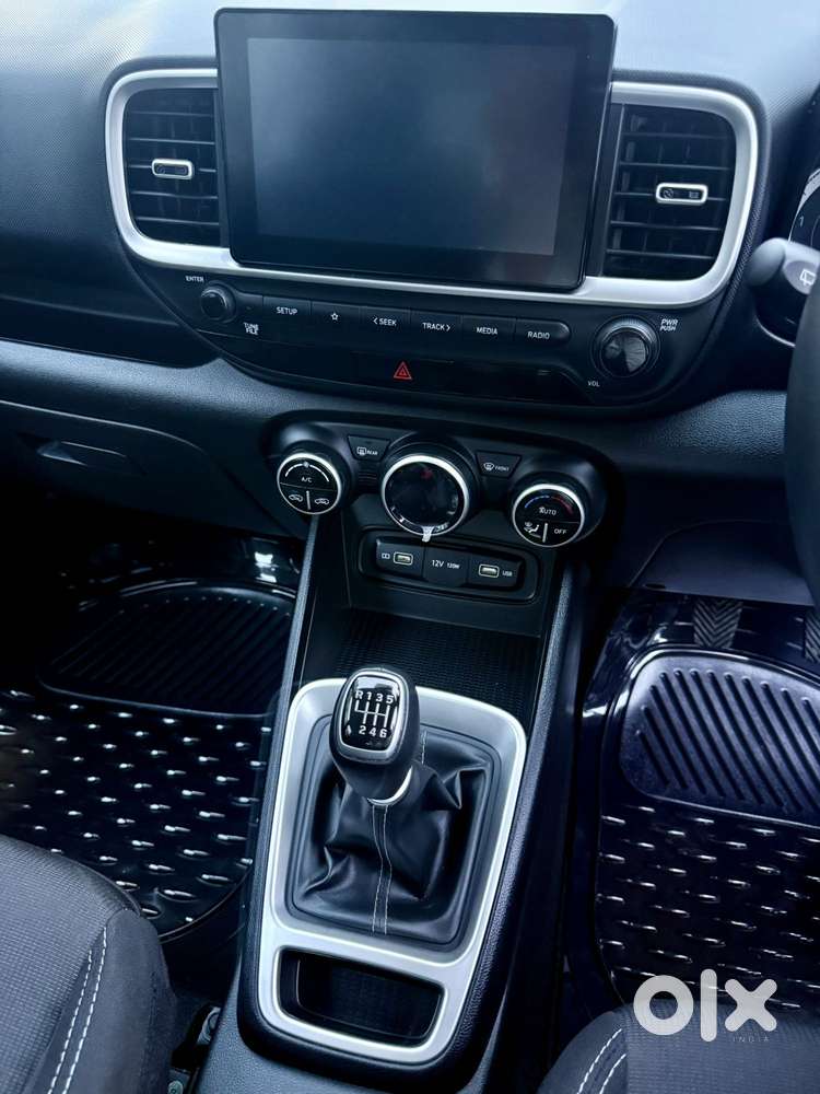 Hyundai Venue 1.5 Crdi Sx (o), 2022, Diesel