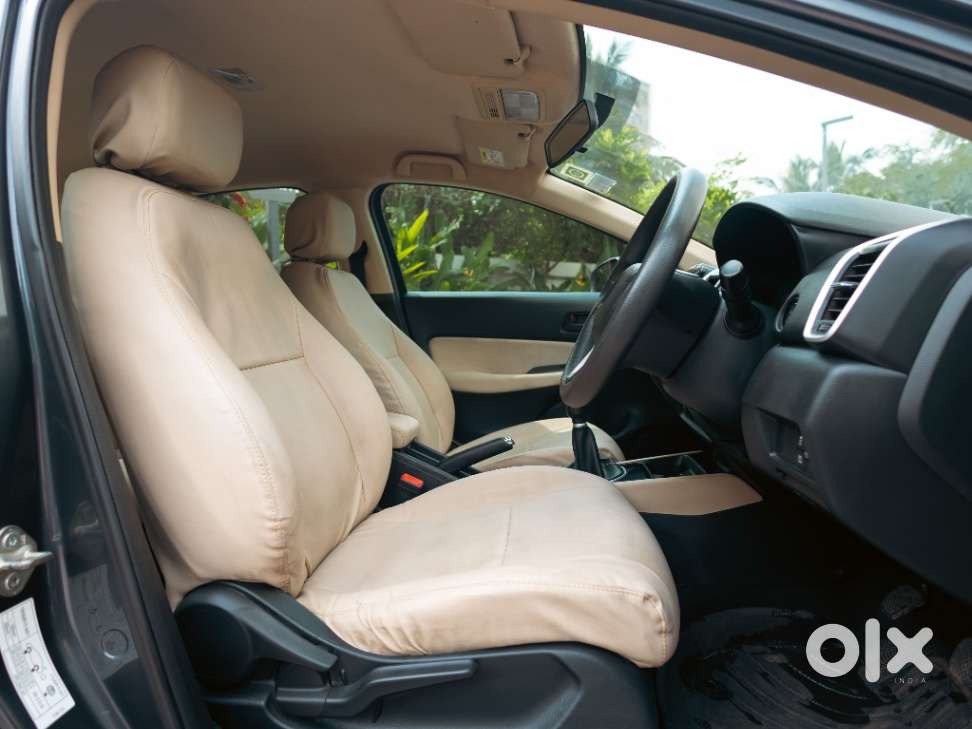 Honda City 1.5 V 5th Gen I-vtec Mt, 2022, Petrol