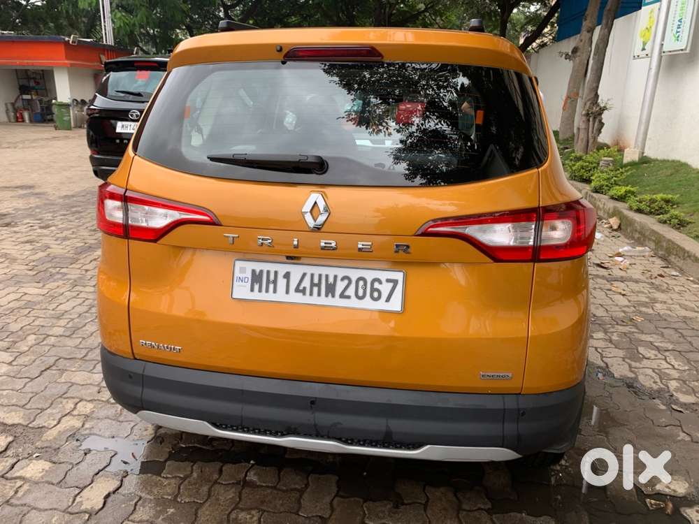 7 Seater With 22 Km/liter Mileage.(check Photos)