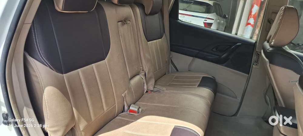 Mahindra Xuv500 W4, 2016, Diesel