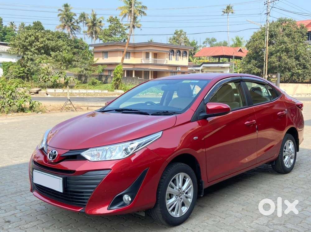 Toyota Yaris  Showroom Condition  Company Service