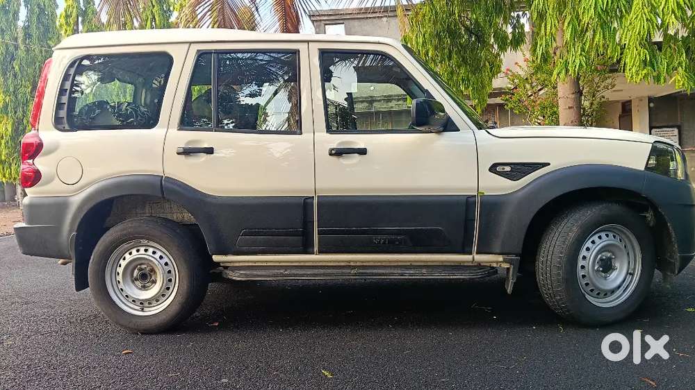 Mahindra Scorpio Classic 2023 Diesel 29758 Km Driven