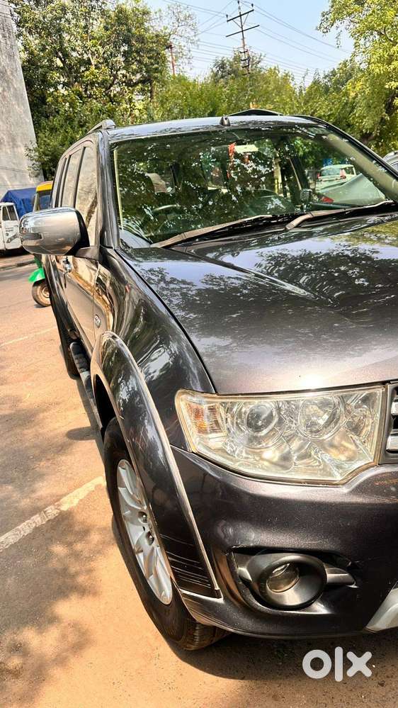 Mitsubishi Pajero Sport 2015 Diesel 178000 Km Driven