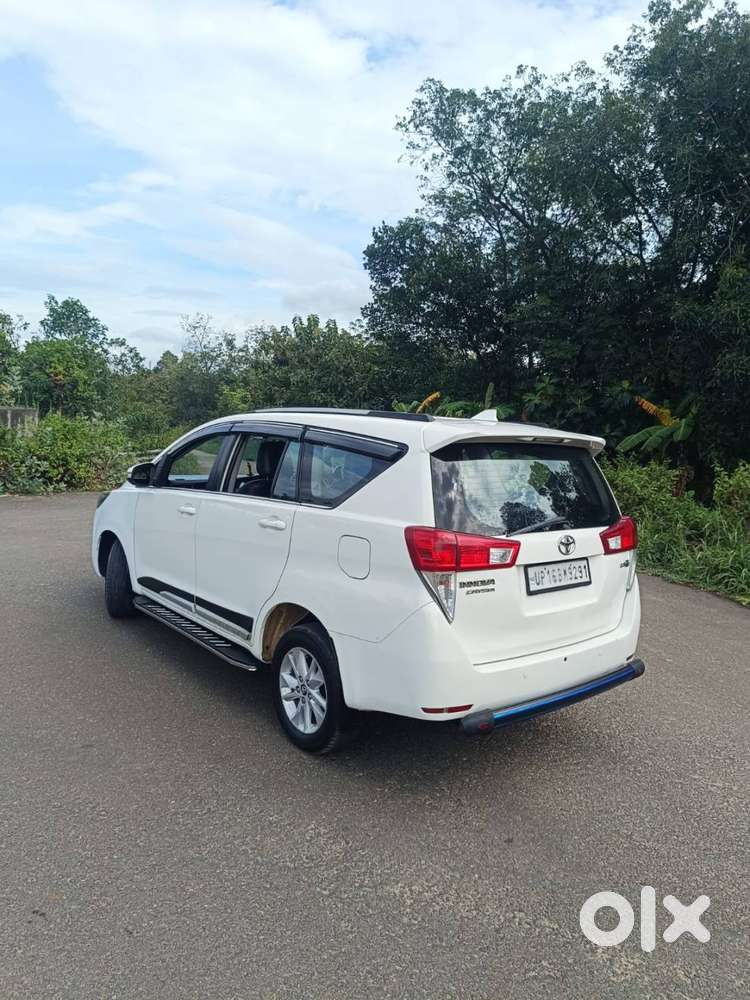 Toyota Innova Crysta 2017