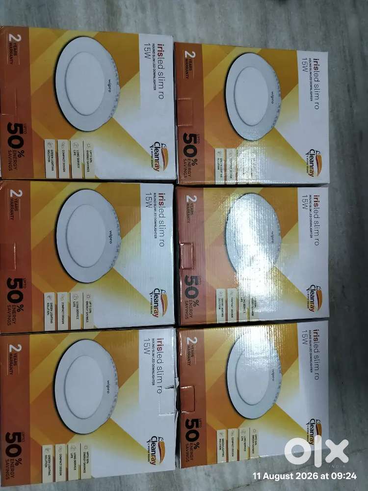 Eight fully functioning fall Ceiling Light