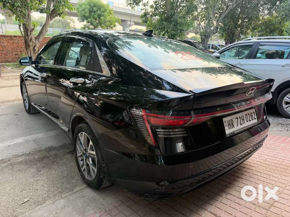 Hyundai Verna 1.5 Sx (o) Vtvt, 2023, Petrol