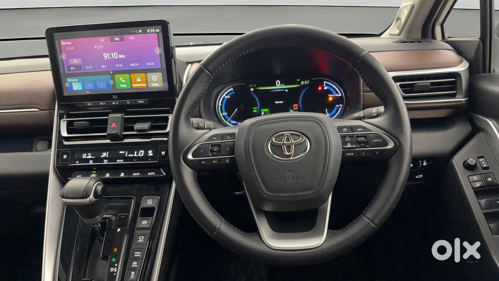 Toyota Innova Hycross 2.0 Zx Hybrid 7 Str, 2024, Petrol