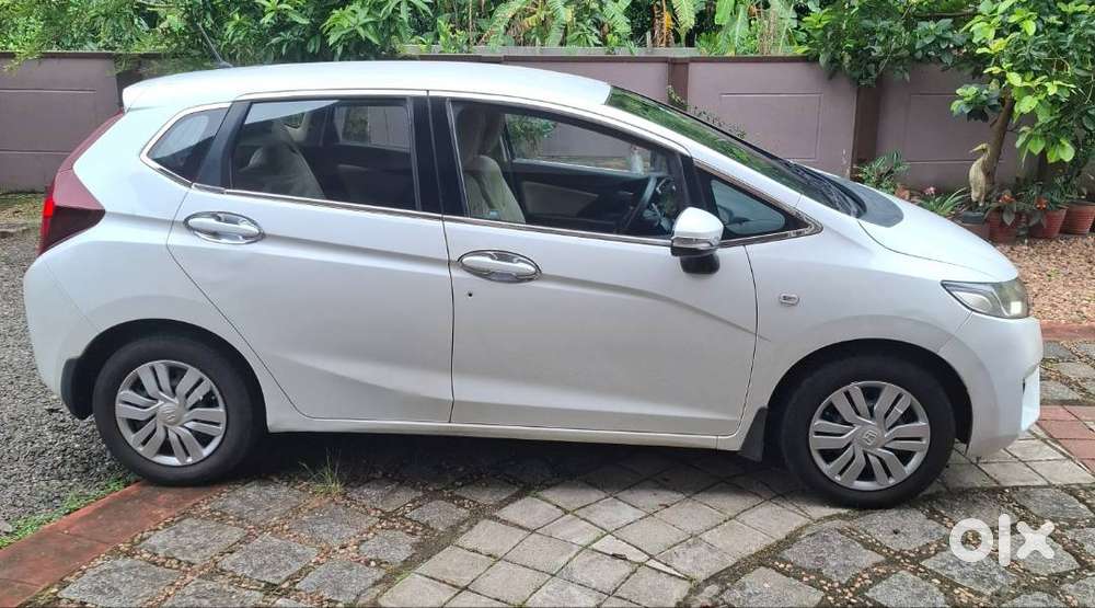 2015 Honda Jazz Sv Petrol