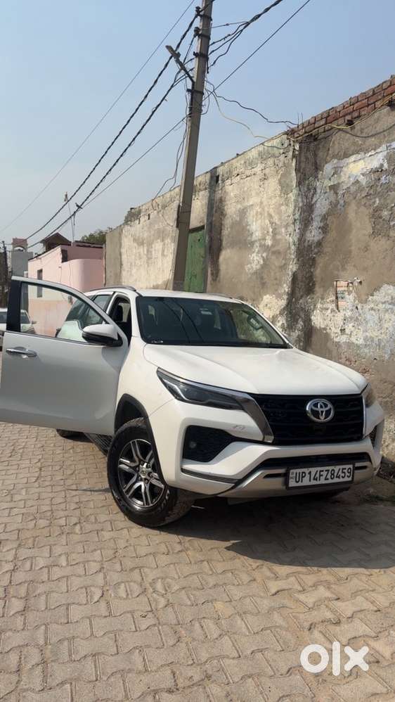 Toyota Fortuner Diesel 2024
