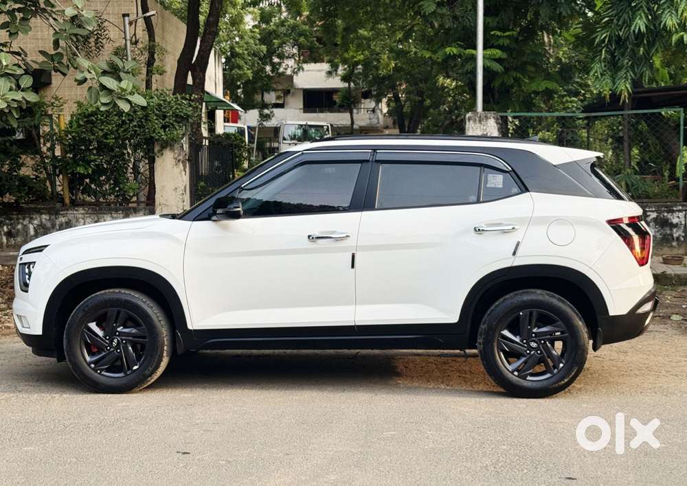 Hyundai Creta 1.5 S Plus Knight Diesel Dual Tone, 2023, Diesel