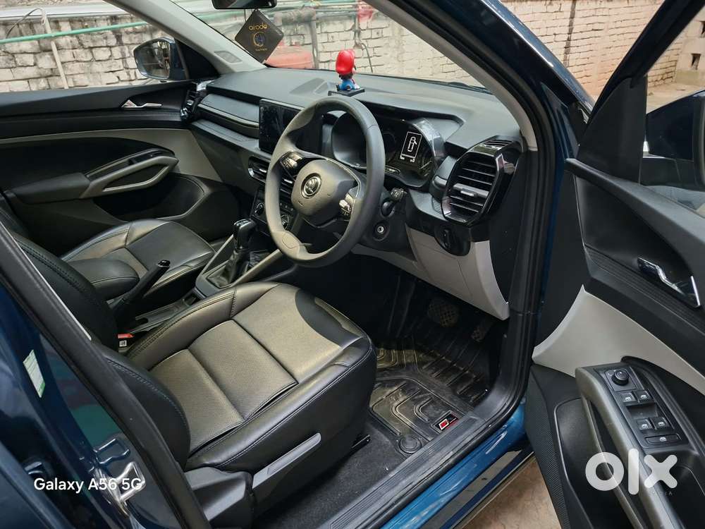 Skoda Kylaq Signature, 2025