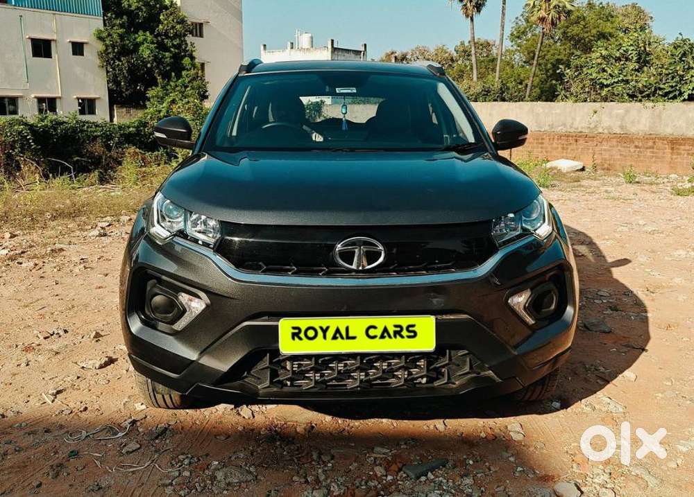 Tata Nexon 1.5 Revotorq Xma Amt (s), 2023, Petrol