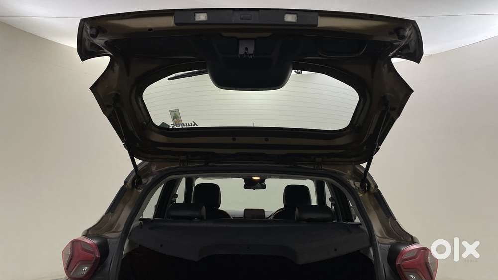 Tata Punch 1.2 Revotron Creative Ira Pack Amt Dual Tone, 2022, Petro..