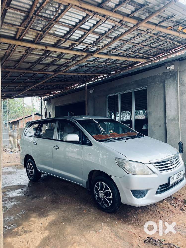 Toyota Innova Diesel 2012