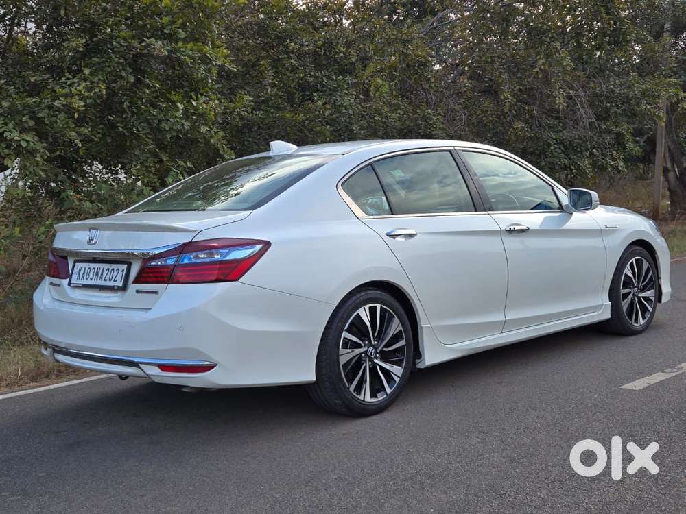 Honda Accord 2.0 Hybrid At Petrol, 2017, Petrol