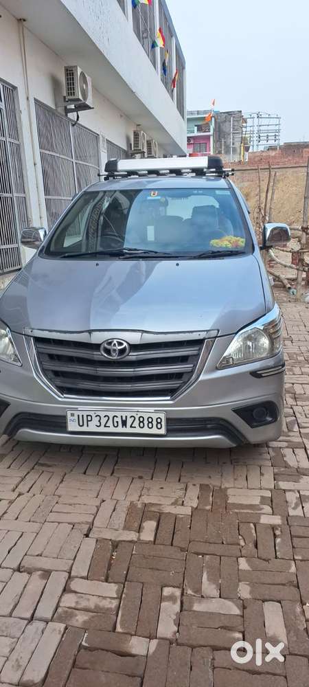 Toyota Innova 2.5 G (diesel) 7 Seater Bs Iv, 2016, Diesel