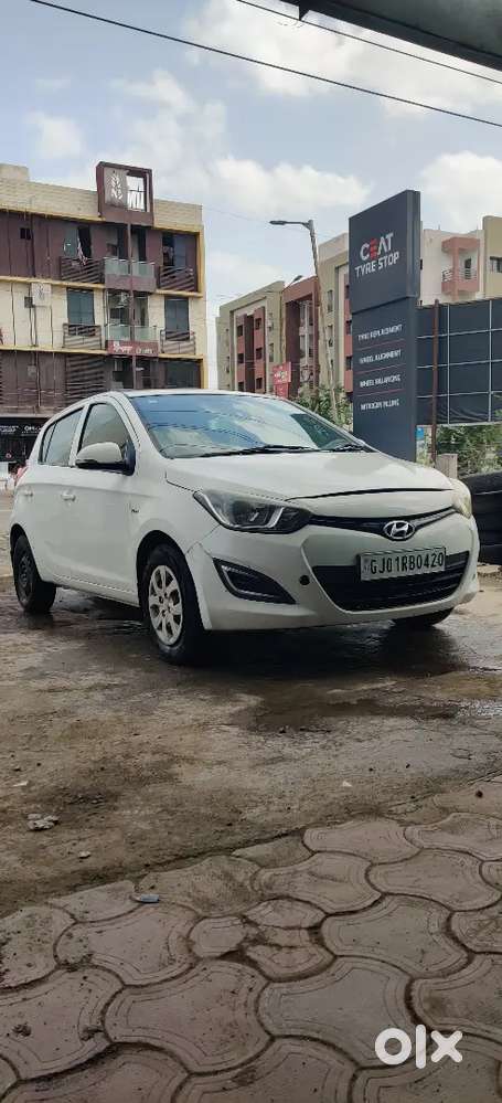 Hyundai I20 Magna 2012 Car
