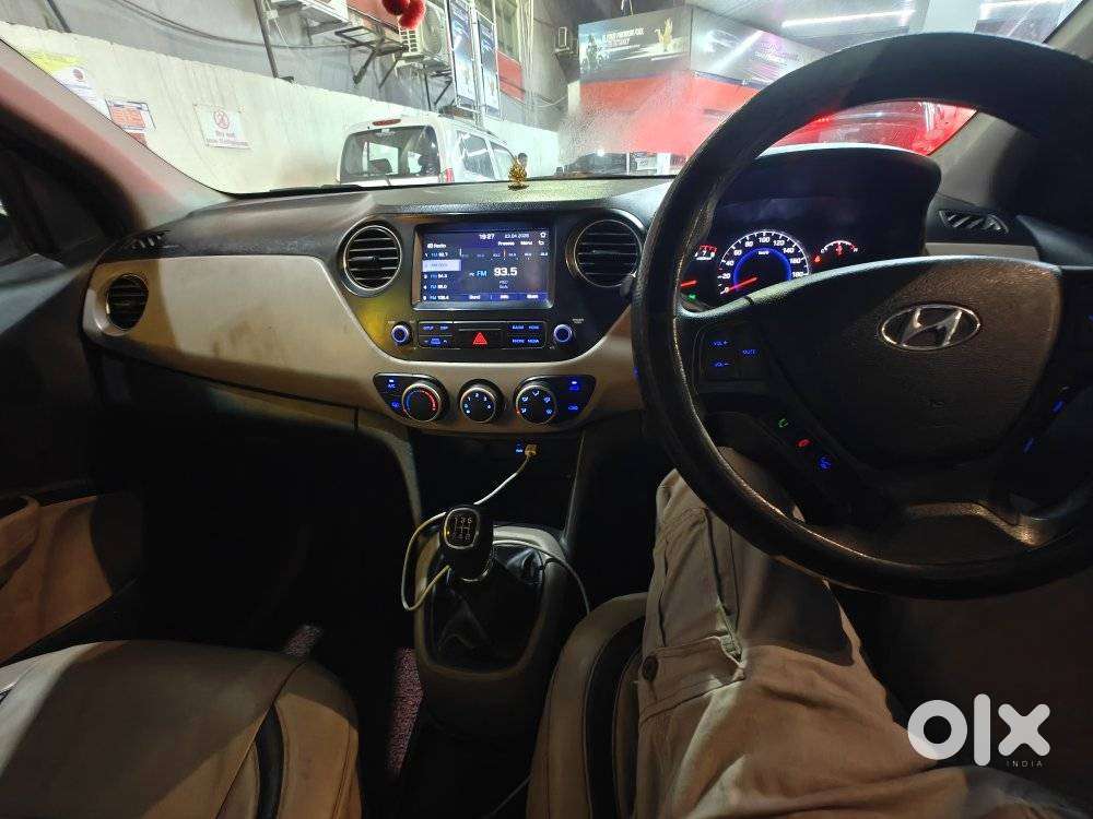 Hyundai Grand I10 Sportz Dual Tone 1.2 Vtvt, 2018, Petrol