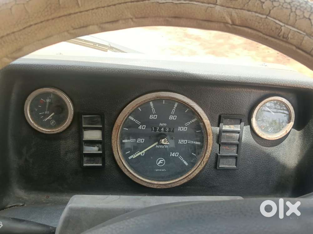 Force Motors One 4x2 6 Seating, 2015, Diesel