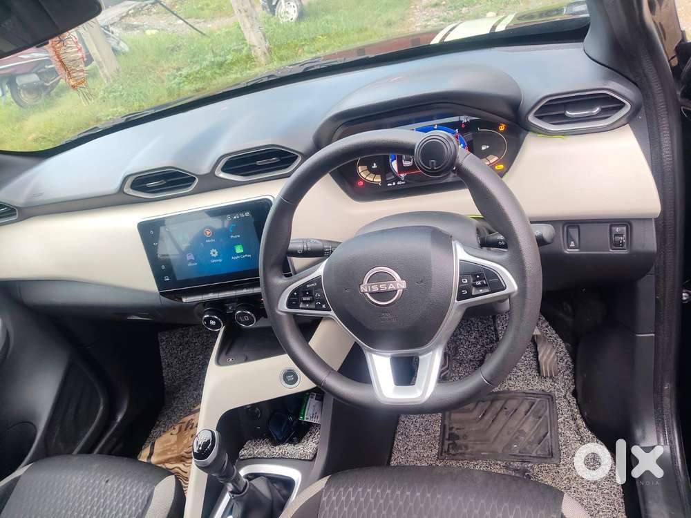Nissan Magnite 1.0 Xv, 2023, Petrol