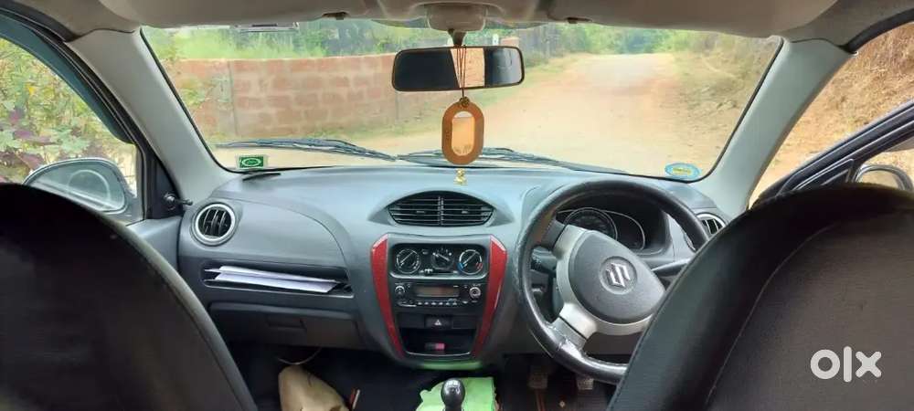 Alto 800 Grey Colour Well Maintained Interior