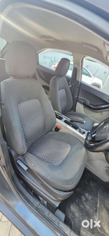 Tata Nexon 1.5 Revotorq Xm, 2018, Diesel