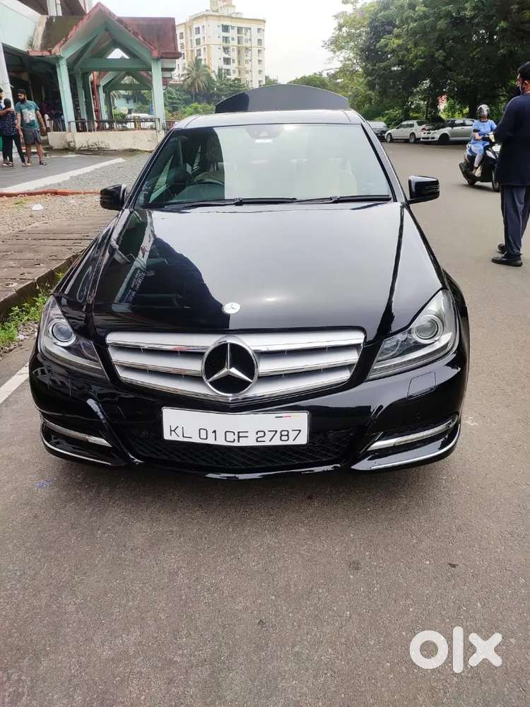 Mercedes-benz C-class 2011 Petrol Variant