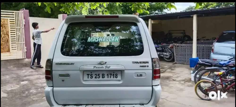 Chevrolet Tavera 2015