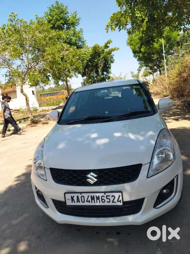 Maruti      Suzuki      Swift    2013      Diesel      Well Maintained