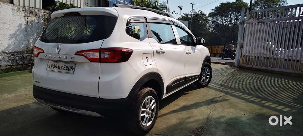 Renault Triber Rxl, 2022, Petrol