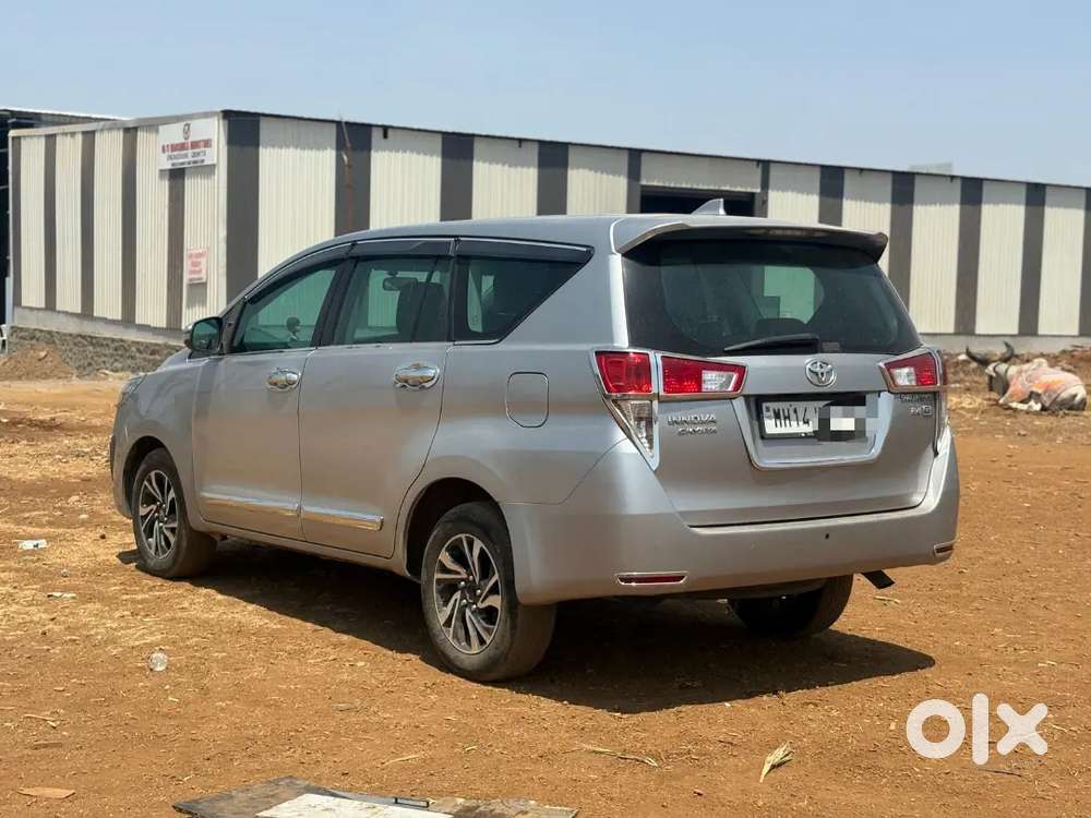Toyota Innova Crysta 2021