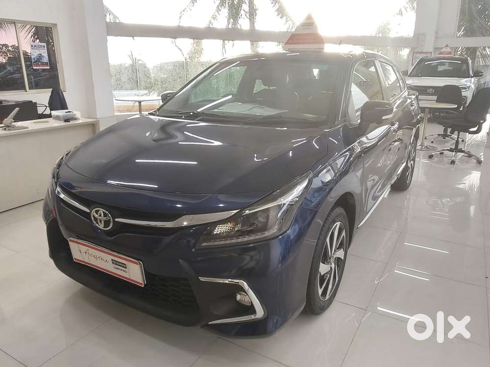 Toyota Glanza 1.2 V Amt, 2023, Petrol