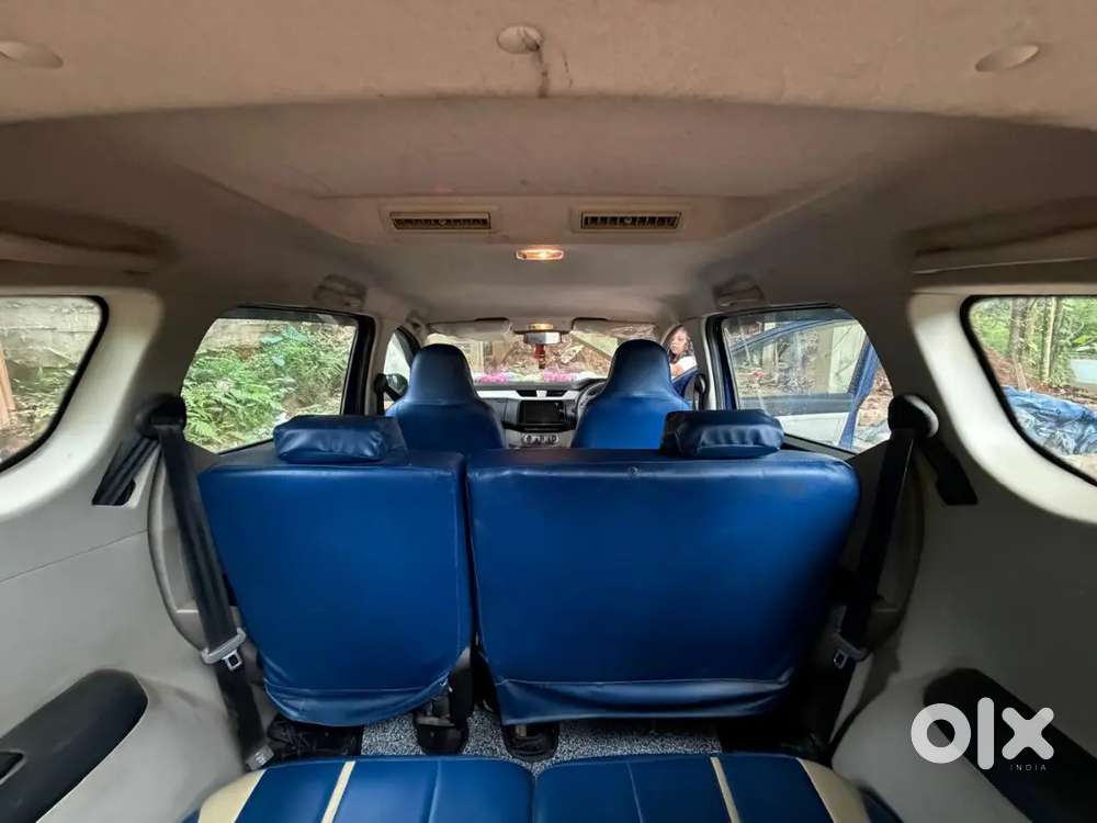 Lady Driven Renault Triber Automatic For Sale.