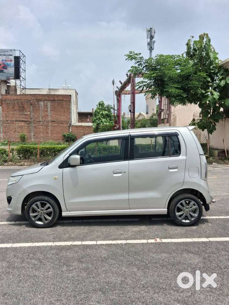 Maruti Suzuki Wagon R Stingray Vxi, 2015, Petrol