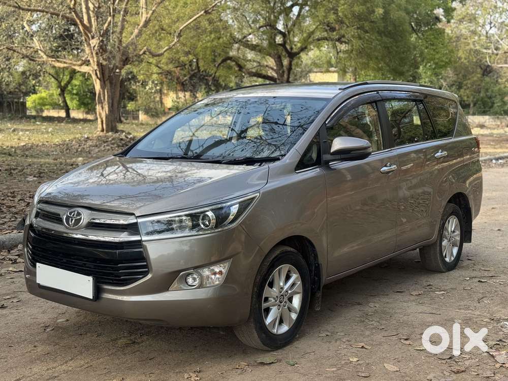 Toyota Innova Crysta 2.7 Vx Mt, 2019, Diesel