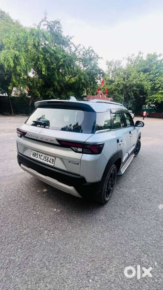 Maruti Suzuki Brezza 1.5 Zxi Smart Hybrid, 2023, Petrol