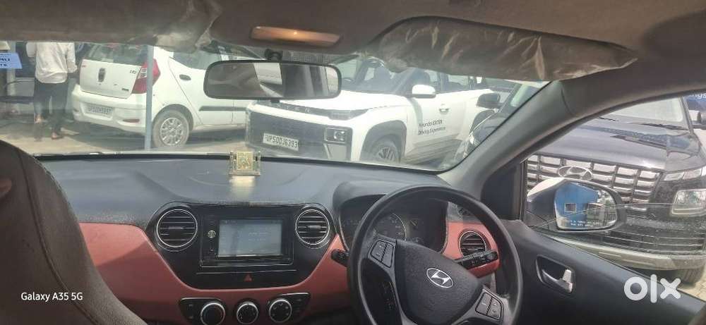 Hyundai Grand I10 Sportz Celebration Edition, 2016, Petrol