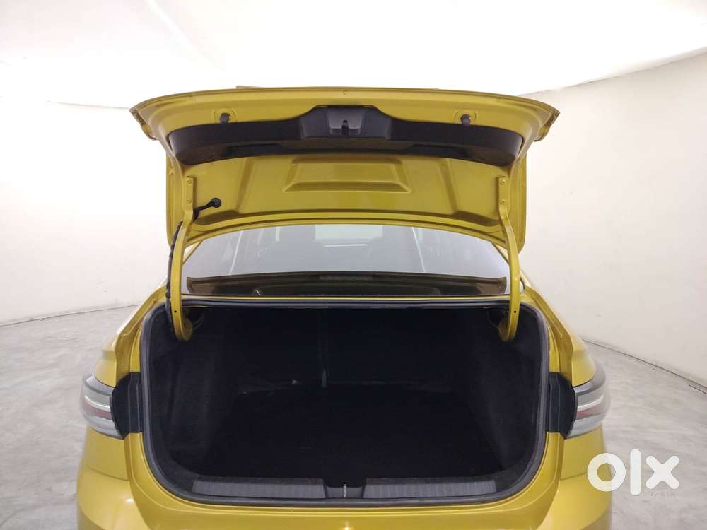 Volkswagen Virtus 1.0 Topline Tsi At, 2022, Petrol
