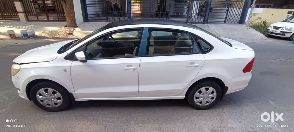 Skoda Rapid 1.6 Mpi Mt Elegance Plus, 2012, Petrol