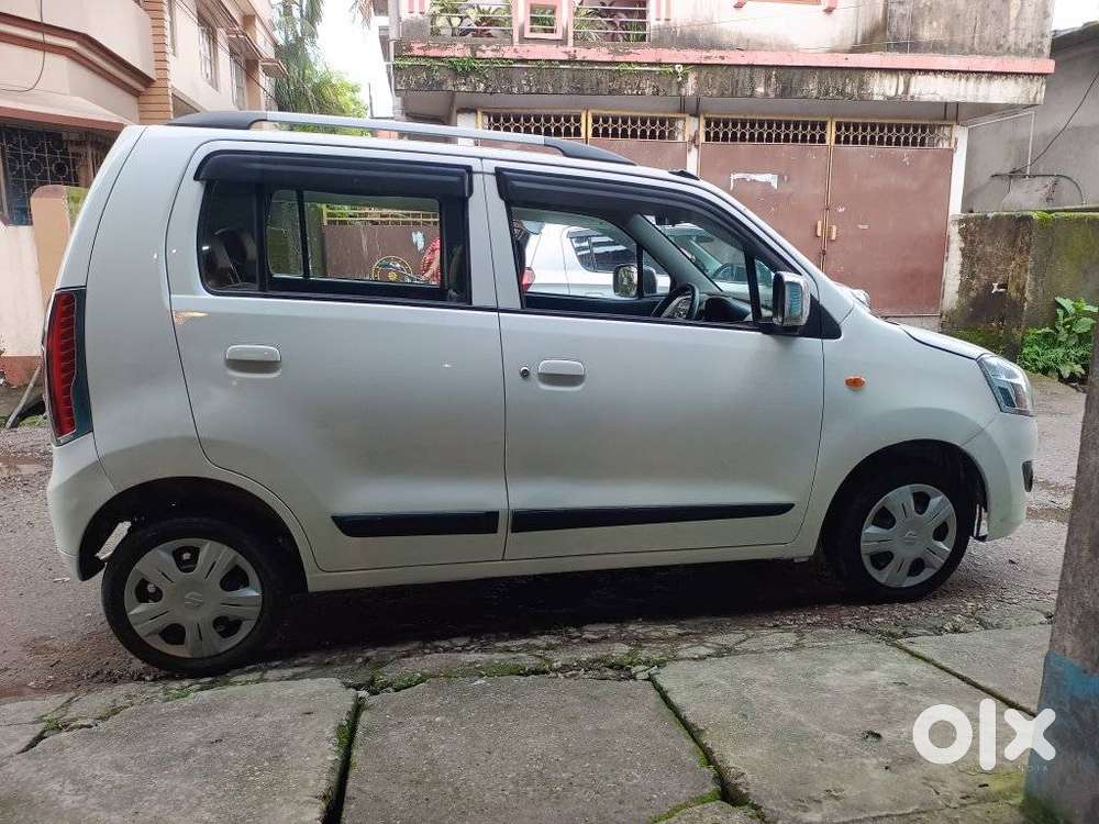 Maruti Suzuki Wagon R Vxi, 2017, Petrol