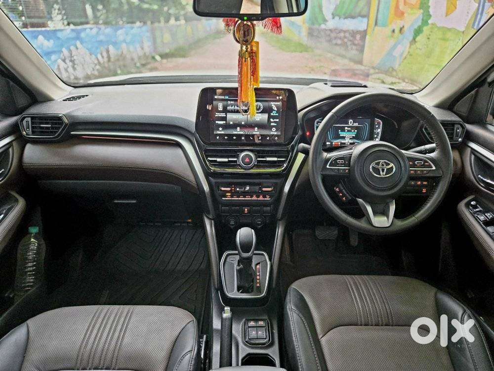 Toyota Urban Cruiser Hyryder 1.5 V Hybrid, 2024, Petrol