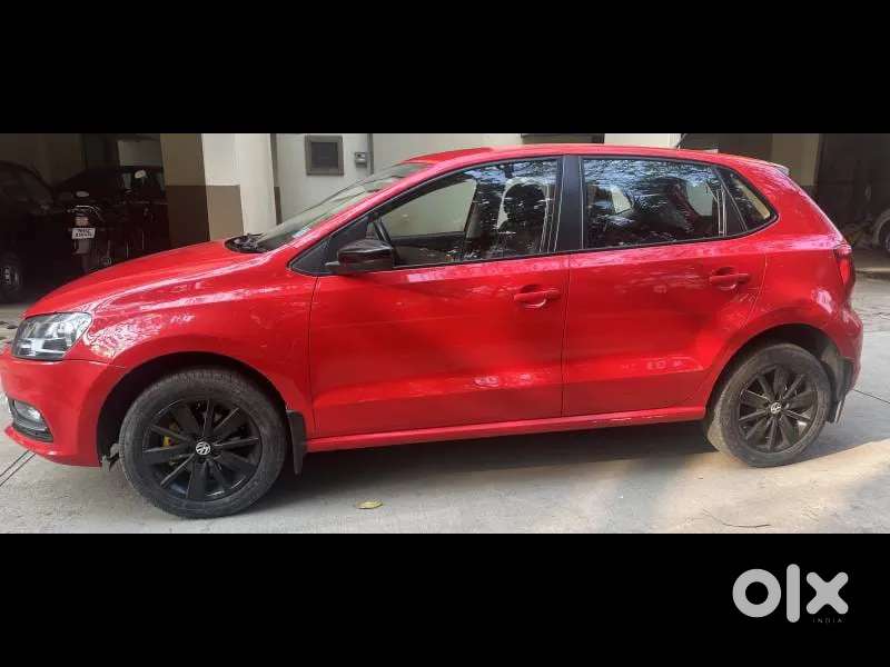 Volkswagen Polo Petrol Highline 1.2l, 2016, Petrol